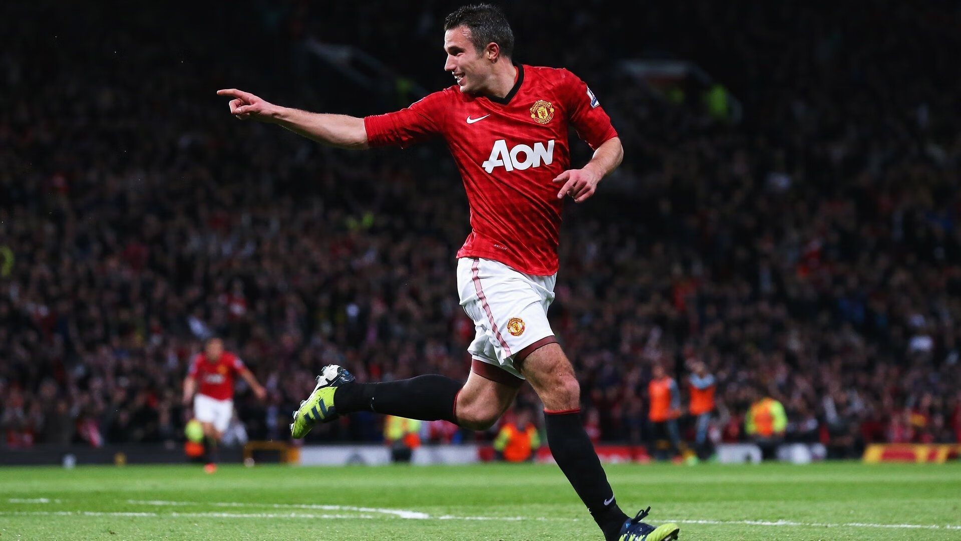 国足备战国际大赛是否需要引入外部专家，国足要想进世界杯